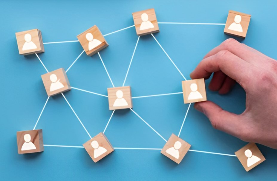 ما هو نظام إدارة الموظفين ولماذا يُعتبر أساسياً لنجاح شركتك؟